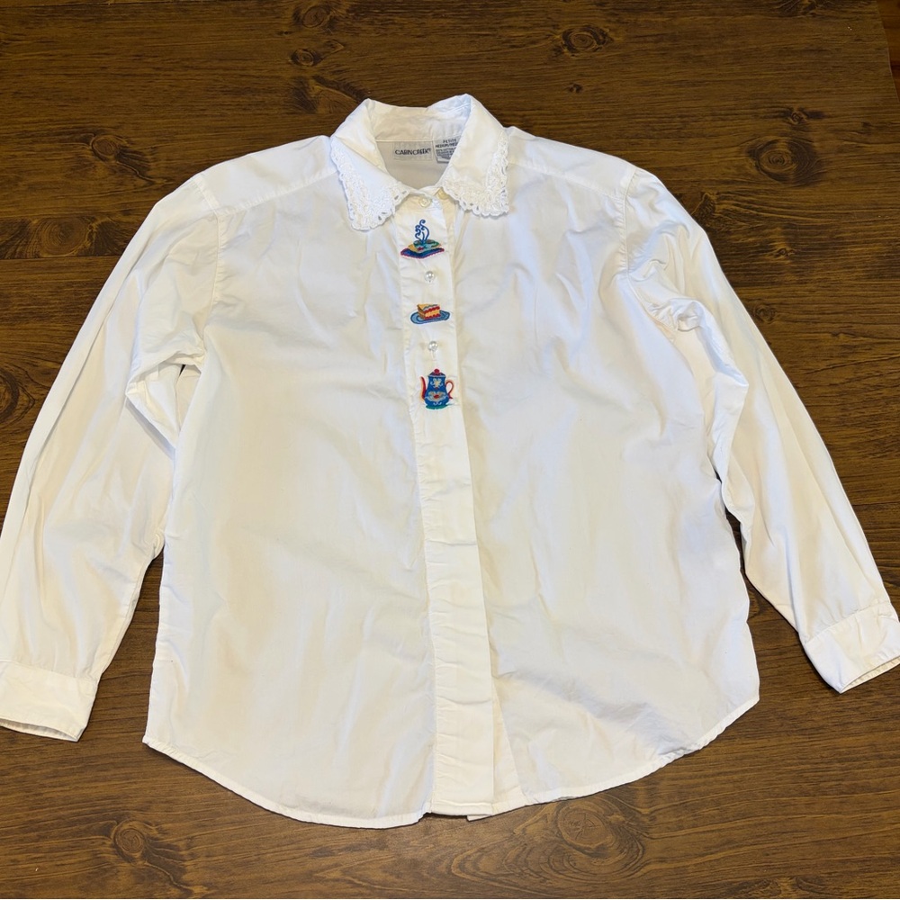 Cabin Creek White Button-Up Shirt, tea party embroidered detail, lace collar - Picture 2 of 13